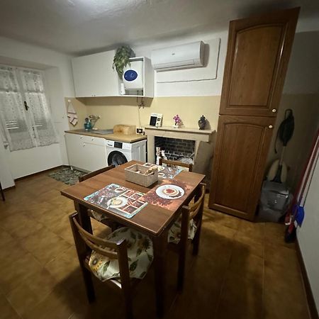 Casa Vacanze Da Meryon Albiano Magra Kültér fotó